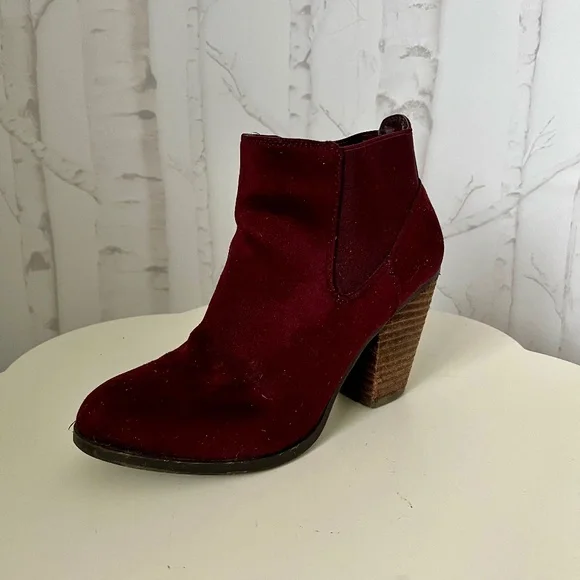 Call It Spring Heeled Booties - Picture 1 of 7
